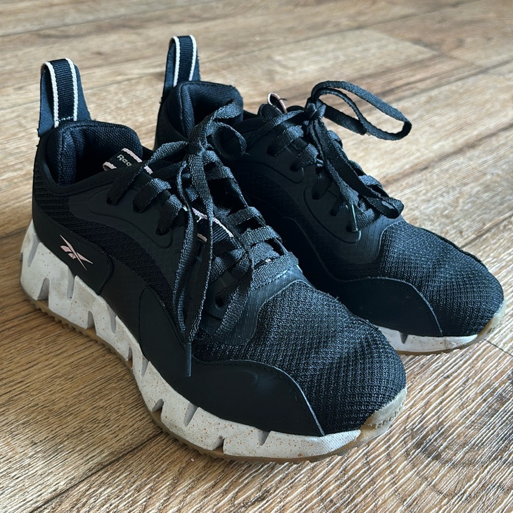 Women’s Size 6 Reebok Running Shoes